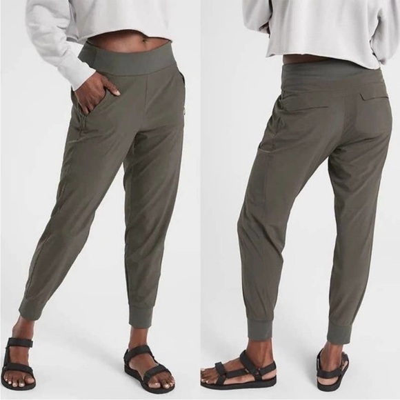 ATHLETA Soho Cropped Jogger Pants in Black Arbor Olive Green Size 4 - Picture 3 of 16